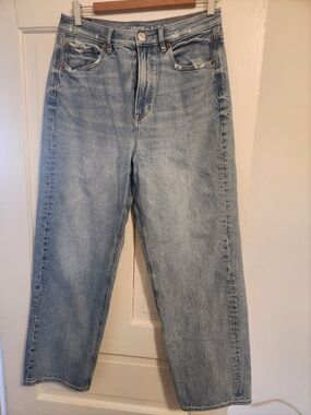 American Eagle Outfitters Light Blue Denim Jeans